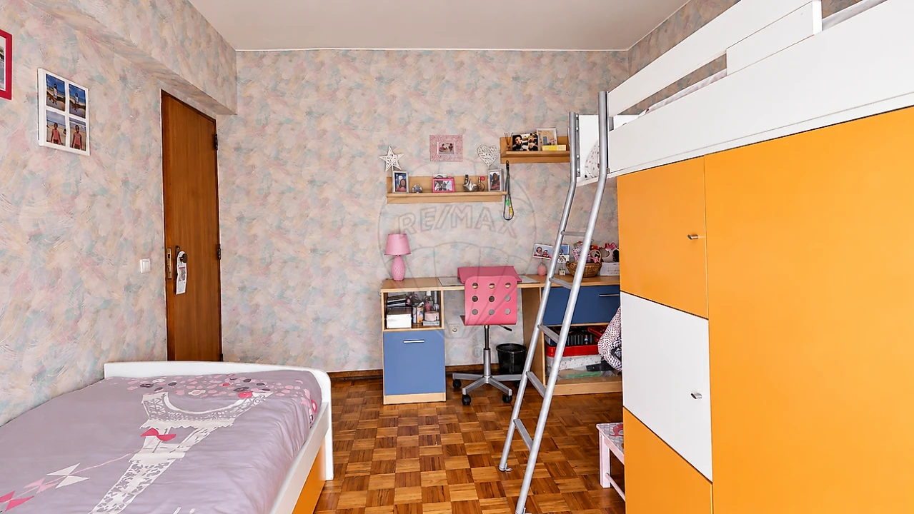 Apartamento T3 para Venda em Carregado e Cadafais Foto 7