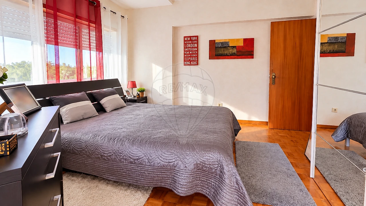 Apartamento T3 para Venda em Carregado e Cadafais Foto 5