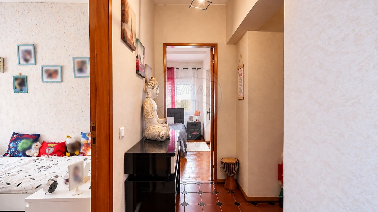 Apartamento T3 para Venda em Carregado e Cadafais Foto 6