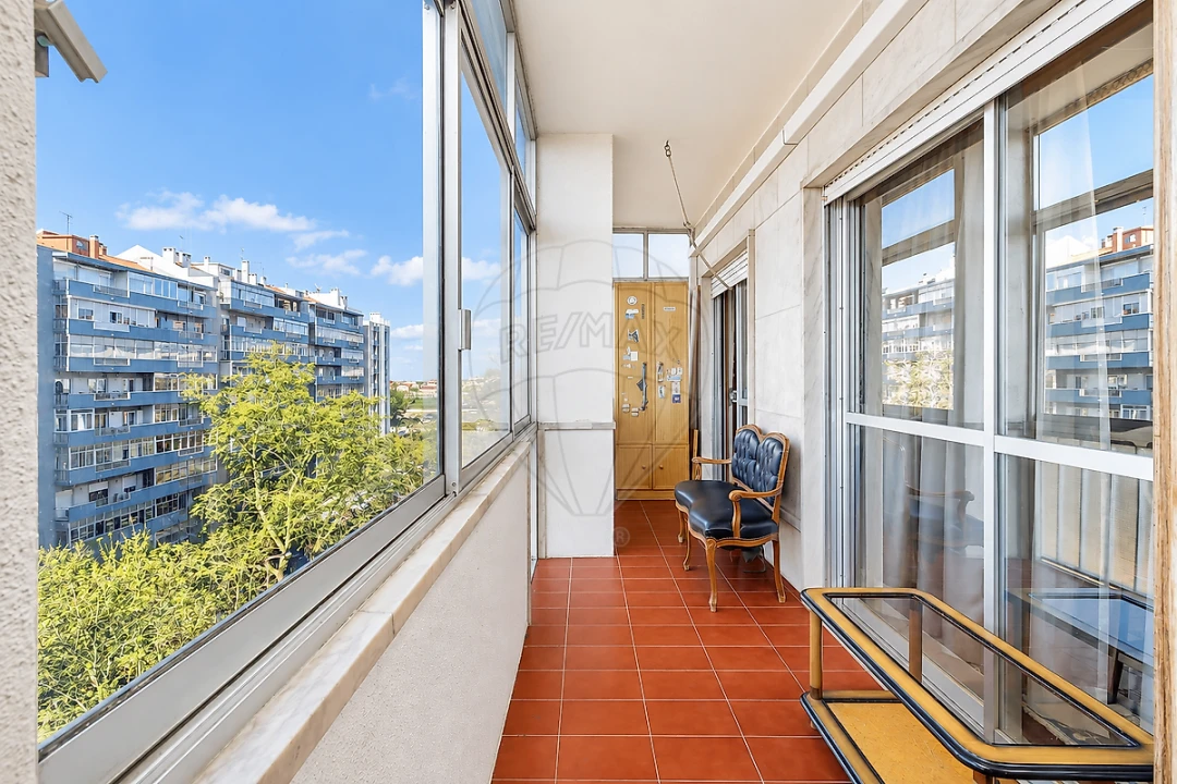 Apartamento T4 para Venda em Alvalade Foto 36