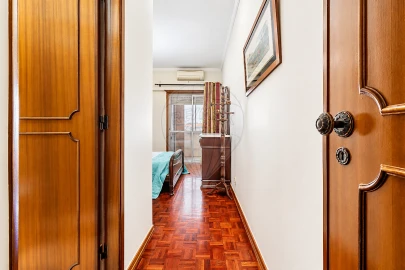 Apartamento T4 para Venda em Alvalade