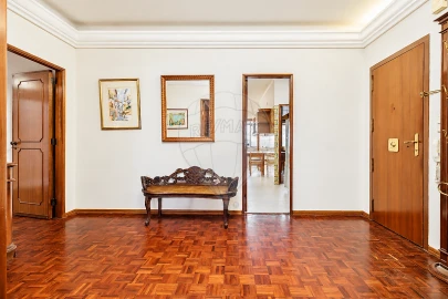 Apartamento T4 para Venda em Alvalade