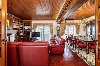 Apartamento T4 para Venda em Alvalade
