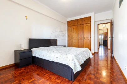 Apartamento T4 para Venda em Alvalade