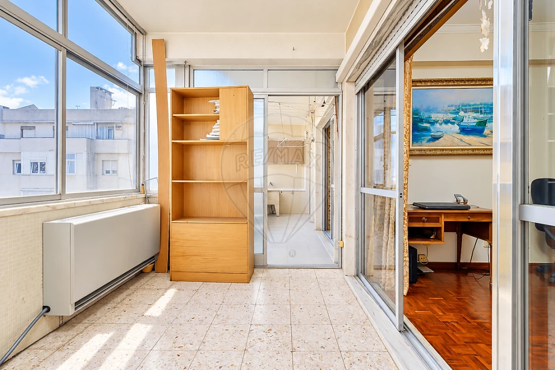 Apartamento T4 para Venda em Alvalade Foto 20