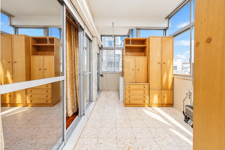 Apartamento T4 para Venda em Alvalade Foto 19