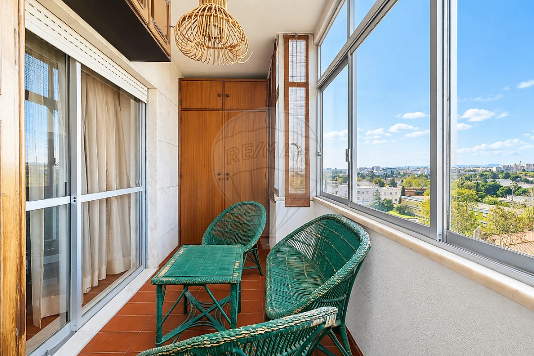 Apartamento T4 para Venda em Alvalade Foto 33