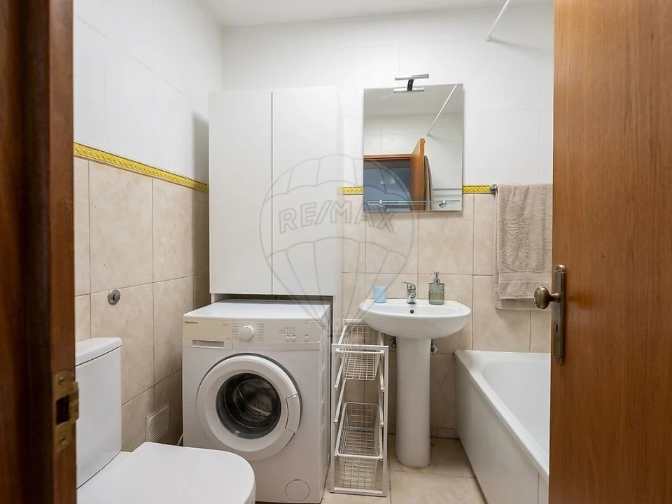 Apartamento T1 para Venda em Oeiras e São Julião da Barra, Paço de Arcos e Caxias Foto 1