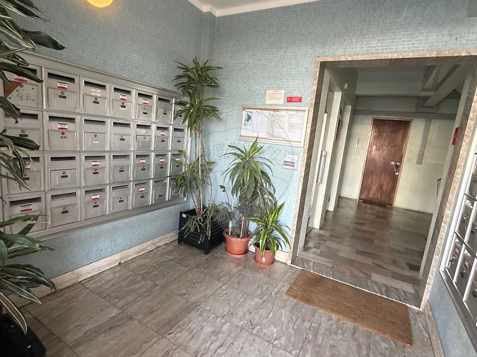 Apartamento T1 para Venda em Oeiras e São Julião da Barra, Paço de Arcos e Caxias Foto 11