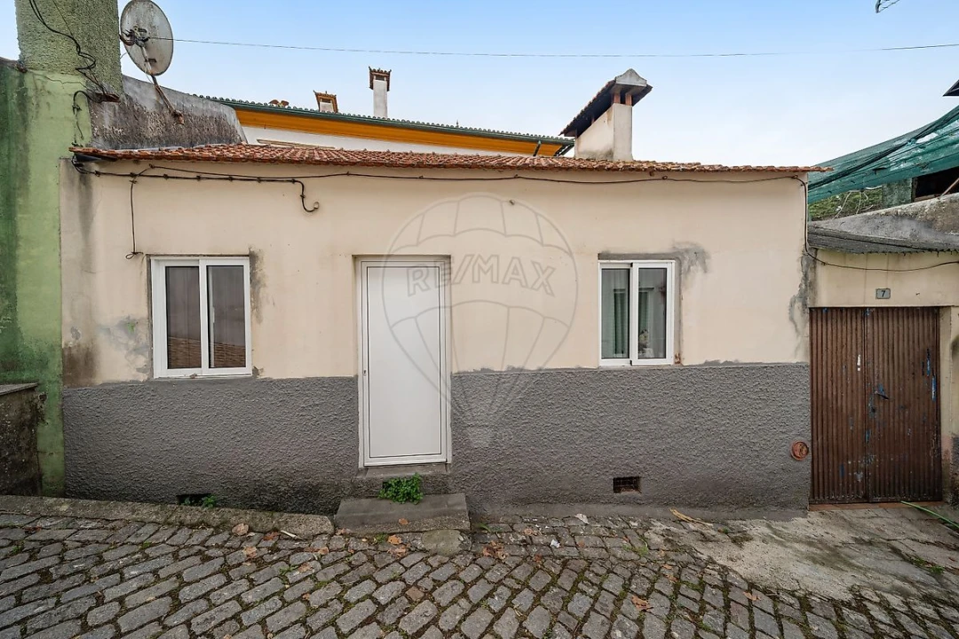 Moradia T2 para Venda em Angeja Foto 2