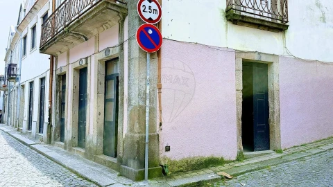 Loja para Arrendamento em Aldoar, Foz do Douro e Nevogilde
