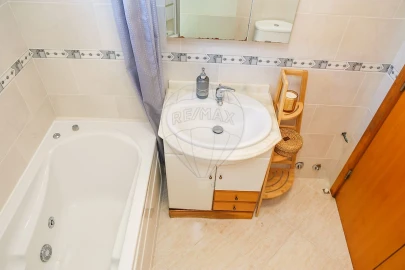 Apartamento T1 para Venda em Azambuja