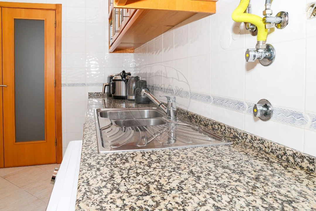 Apartamento T1 para Venda em Azambuja Foto 25