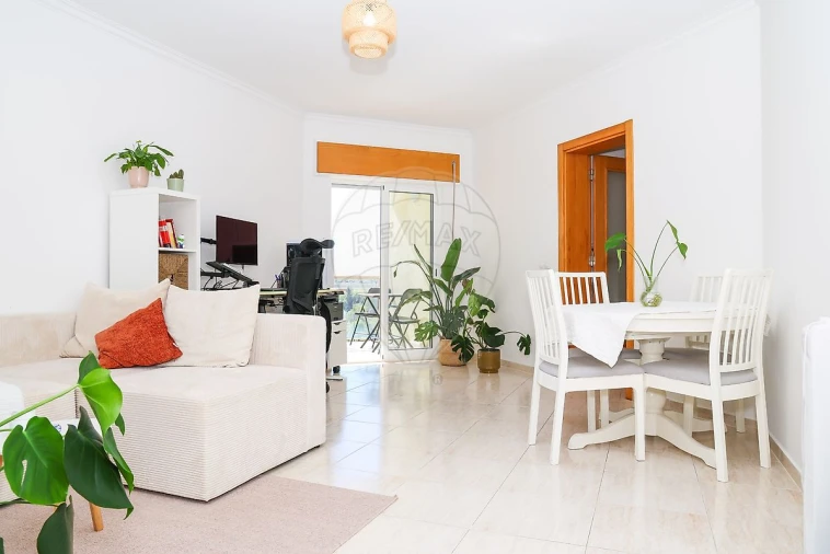 Apartamento T1 para Venda em Azambuja Foto 27