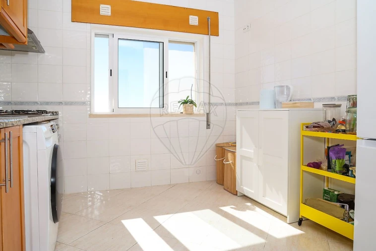Apartamento T1 para Venda em Azambuja Foto 19