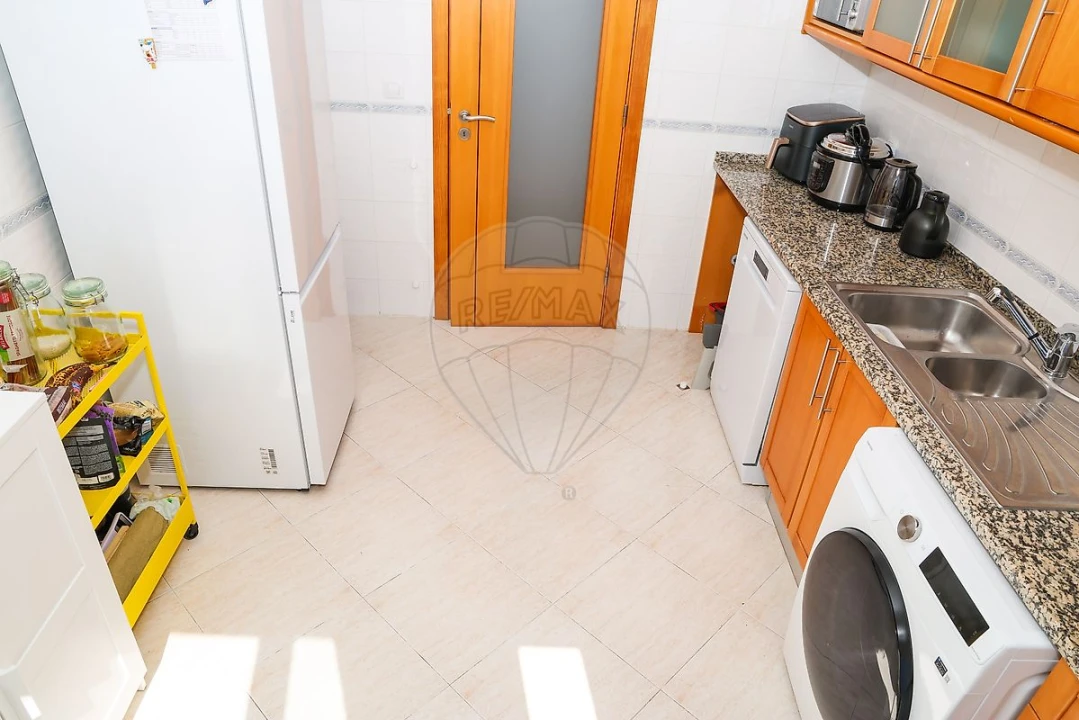 Apartamento T1 para Venda em Azambuja Foto 22