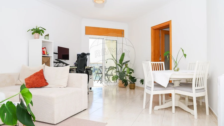 Apartamento T1 para Venda em Azambuja