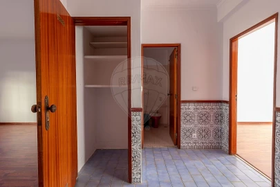Apartamento T2 para Venda em Mina de Água