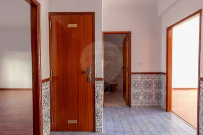 Apartamento T2 para Venda em Mina de Água