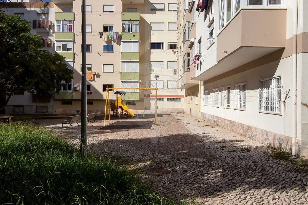 Apartamento T2 para Venda em Mina de Água Foto 26