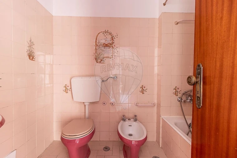 Apartamento T2 para Venda em Mina de Água Foto 6