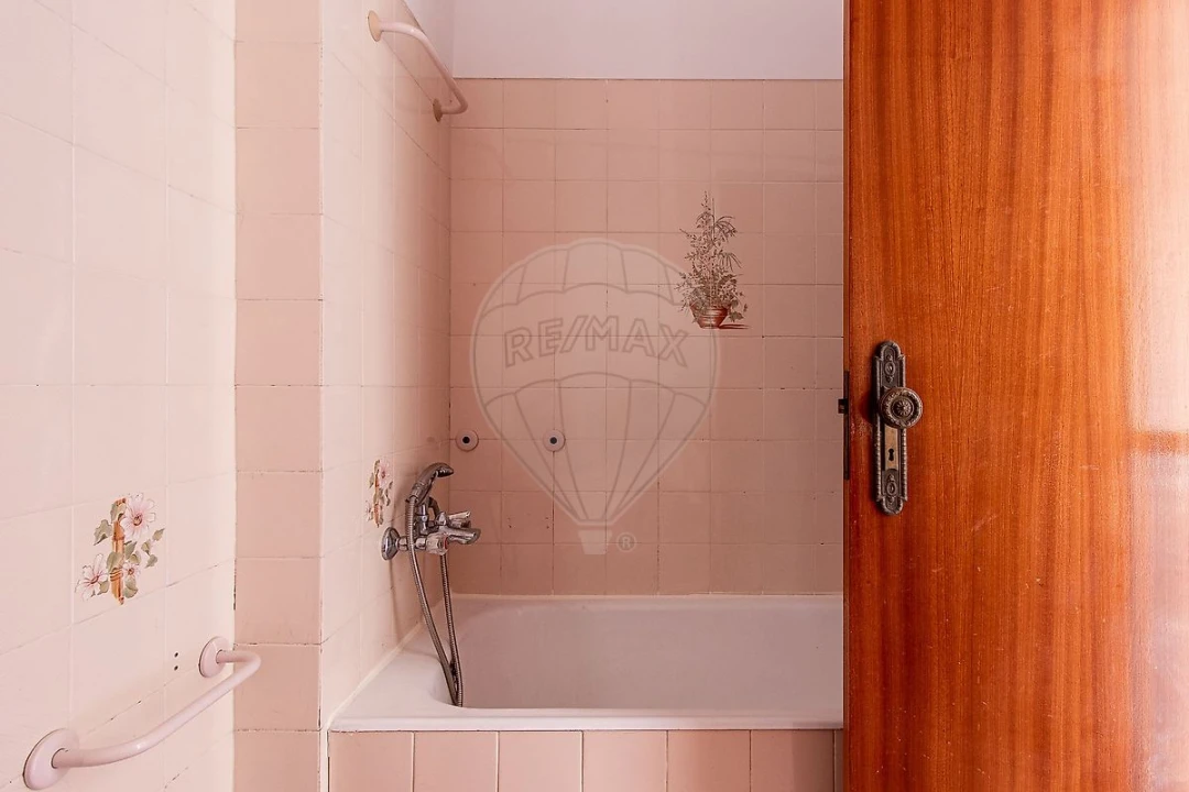 Apartamento T2 para Venda em Mina de Água Foto 10