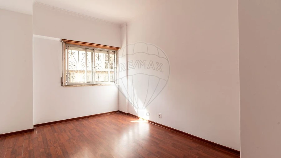 Apartamento T2 para Venda em Mina de Água