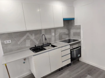 Moradia T2 para Venda em Baixa da Banheira e Vale da Amoreira