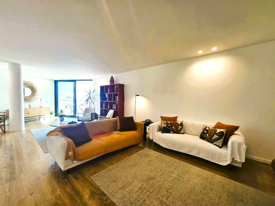 Apartamento T2 para Venda em Olhão Foto 5