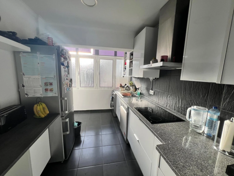 Apartamento T2 para Venda em Laranjeiro e Feijó Foto 2