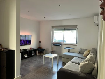 Apartamento T2 para Venda em Laranjeiro e Feijó