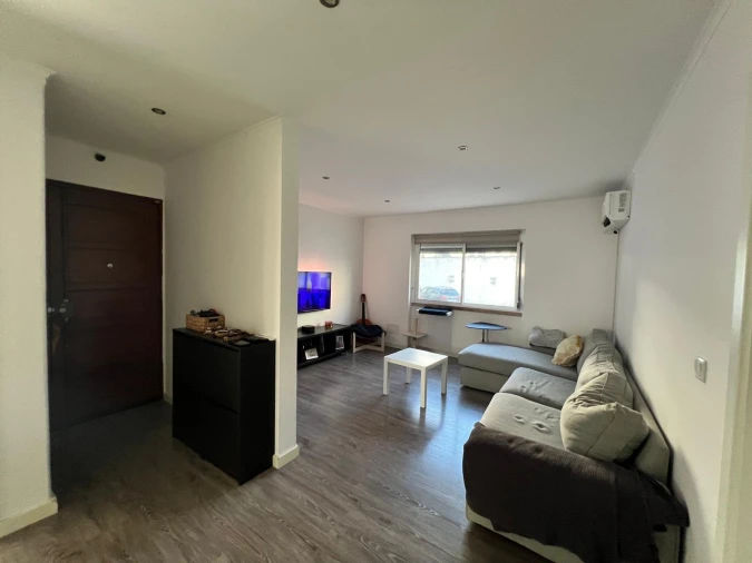 Apartamento T2 para Venda em Laranjeiro e Feijó Foto 9