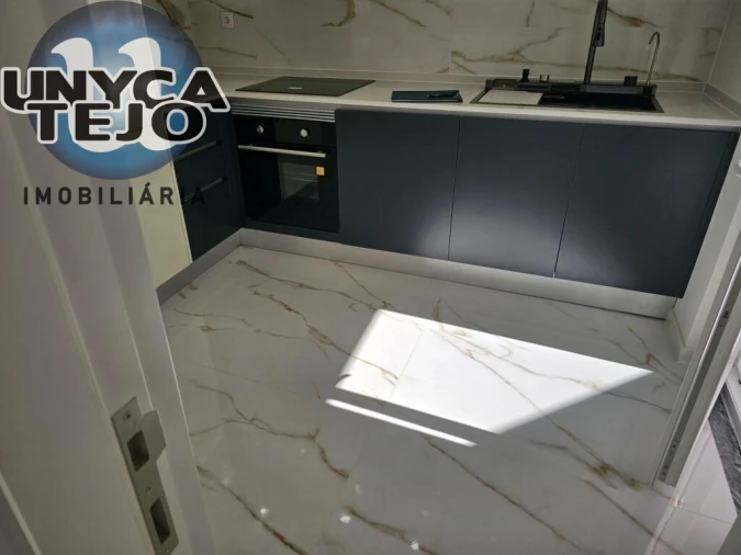 Apartamento T2 para Venda em Baixa da Banheira e Vale da Amoreira Foto 16
