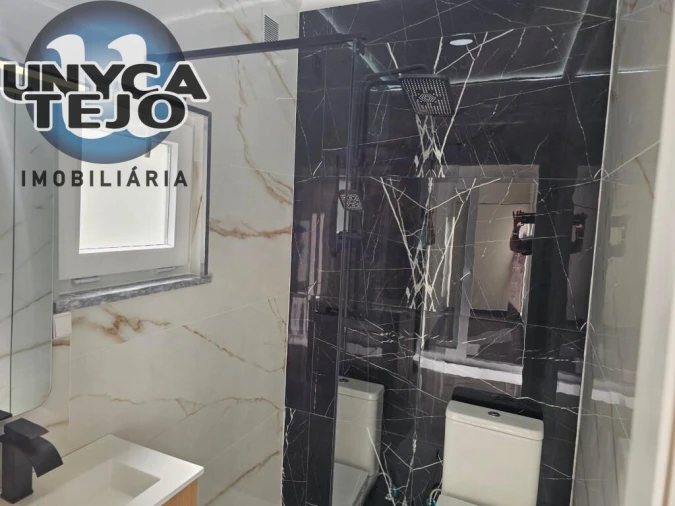 Apartamento T2 para Venda em Baixa da Banheira e Vale da Amoreira Foto 23
