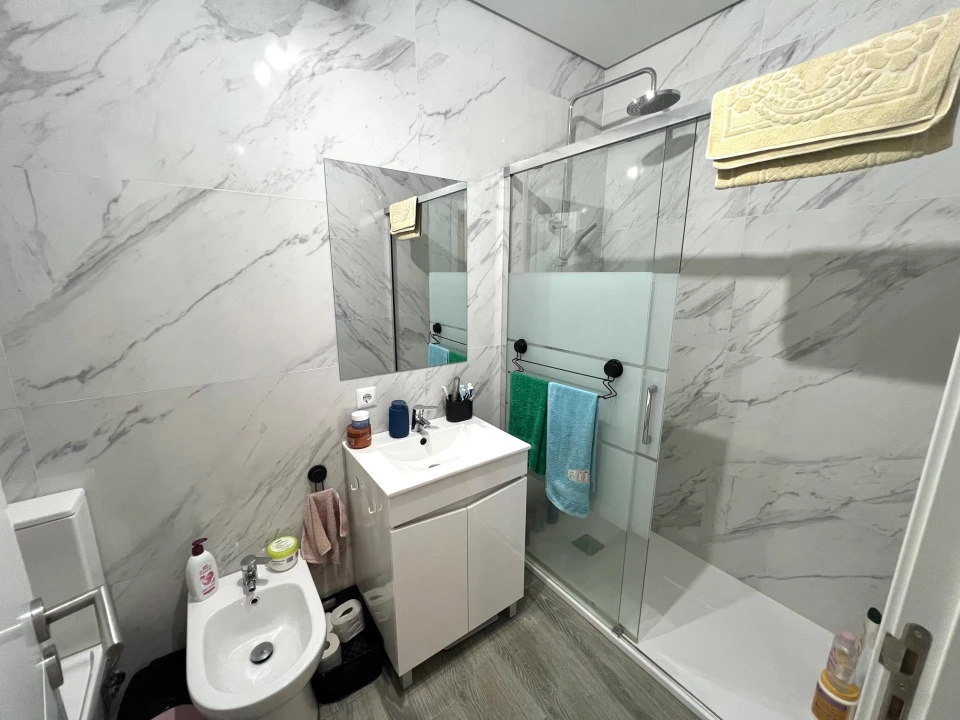 Apartamento T2 para Venda em Seixal, Arrentela e Aldeia de Paio Pires Foto 15