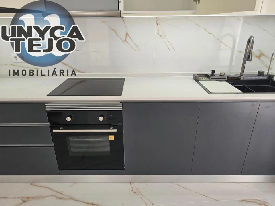Apartamento T2 para Venda em Baixa da Banheira e Vale da Amoreira Foto 10