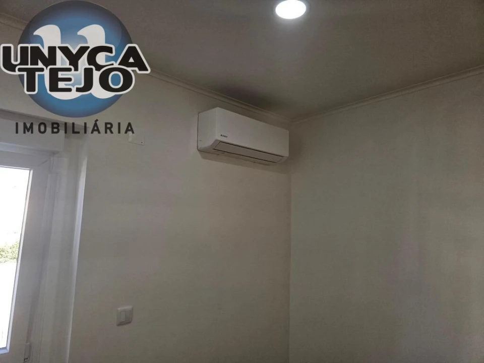 Apartamento T2 para Venda em Baixa da Banheira e Vale da Amoreira Foto 30