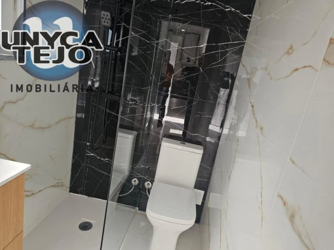 Apartamento T2 para Venda em Baixa da Banheira e Vale da Amoreira Foto 23