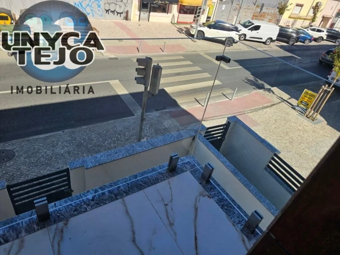Apartamento T2 para Venda em Baixa da Banheira e Vale da Amoreira Foto 35