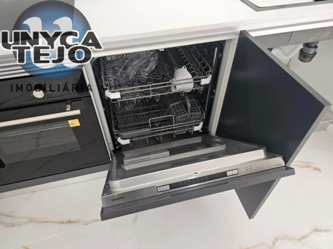 Apartamento T2 para Venda em Baixa da Banheira e Vale da Amoreira Foto 9