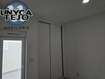 Apartamento T3 para Venda em Baixa da Banheira e Vale da Amoreira