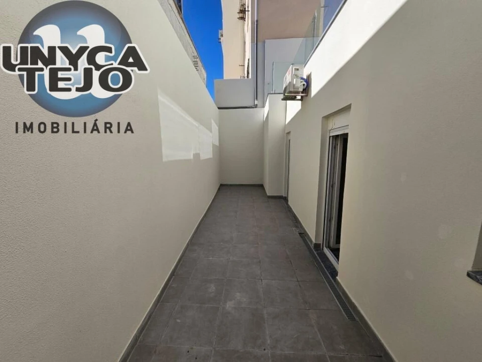 Apartamento T3 para Venda em Baixa da Banheira e Vale da Amoreira Foto 31
