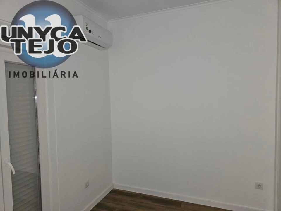 Apartamento T3 para Venda em Baixa da Banheira e Vale da Amoreira Foto 15