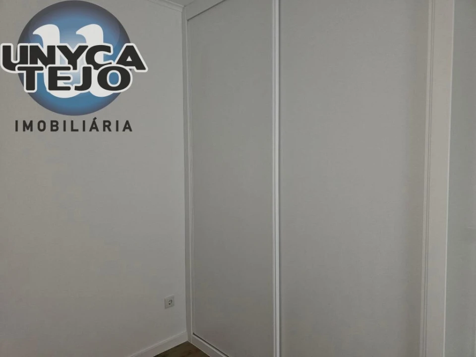 Apartamento T3 para Venda em Baixa da Banheira e Vale da Amoreira Foto 16