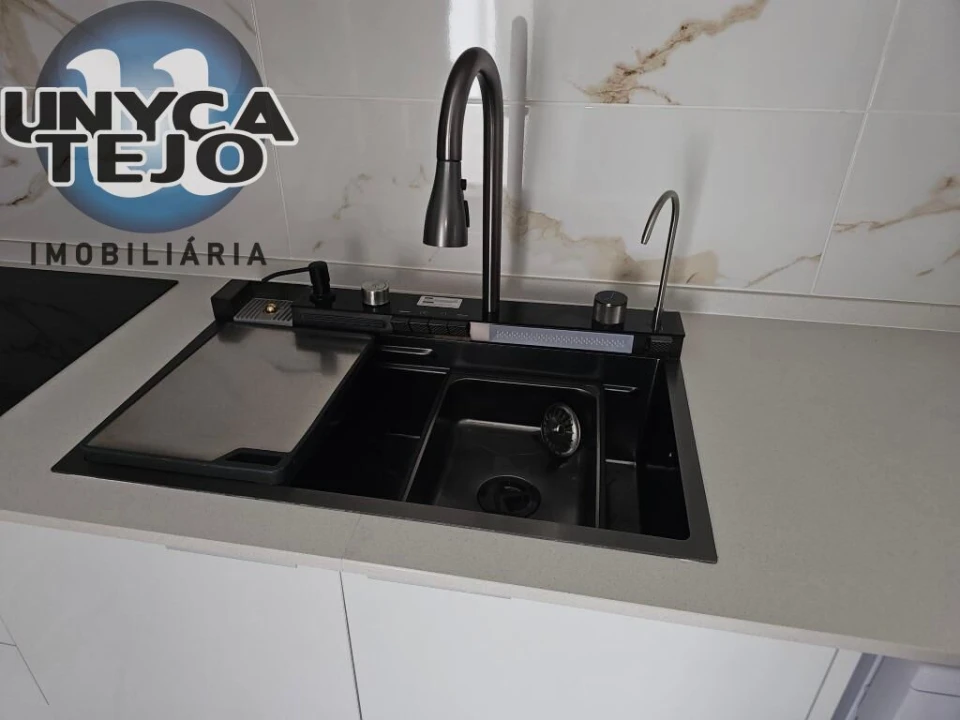 Apartamento T3 para Venda em Baixa da Banheira e Vale da Amoreira Foto 3