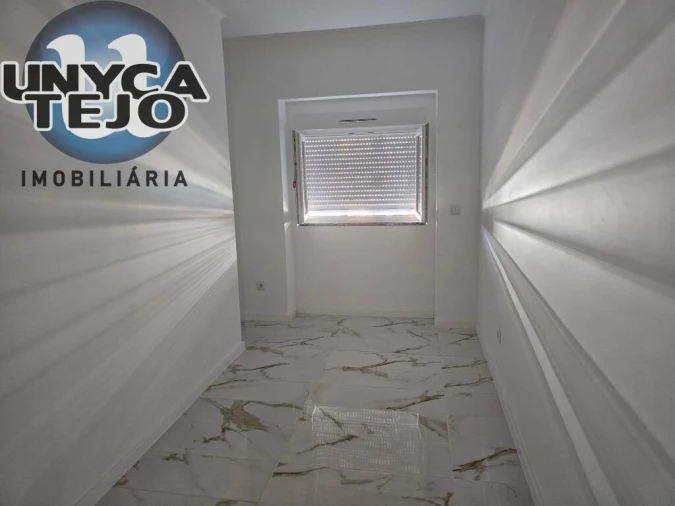 Apartamento T3 para Venda em Baixa da Banheira e Vale da Amoreira Foto 11