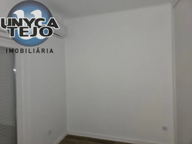 Apartamento T3 para Venda em Baixa da Banheira e Vale da Amoreira Foto 14