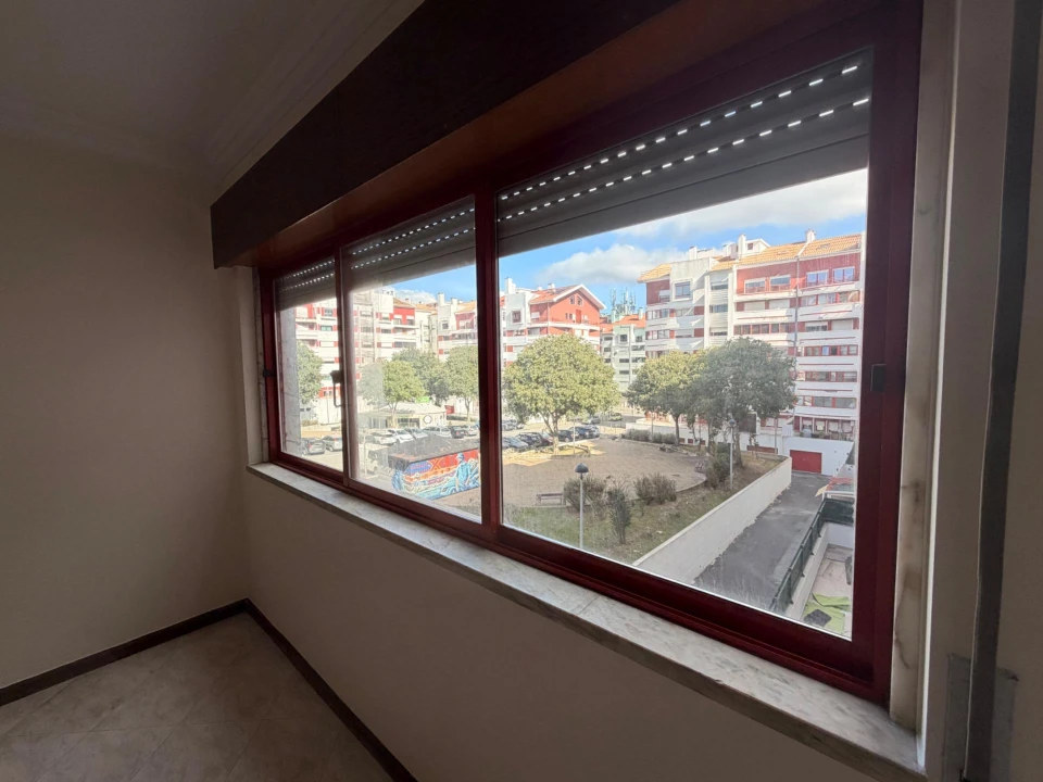Apartamento T2 para Venda em Algueirão-Mem Martins Foto 21