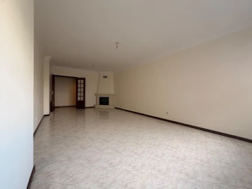 Apartamento T2 para Venda em Algueirão-Mem Martins