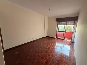 Apartamento T2 para Venda em Algueirão-Mem Martins